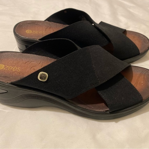 NEW Bzees “Desire” Sandals. Women’s Size 10M - Picture 8 of 8